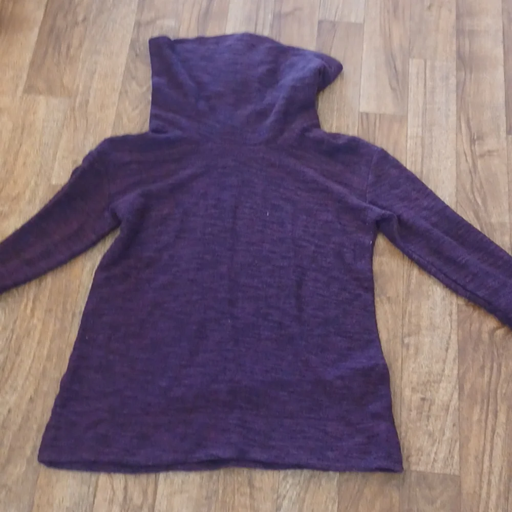 Merona dark purple sweater size large